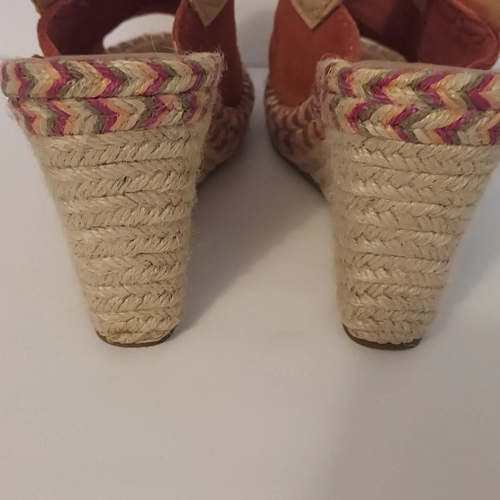 Toms Wedge Sandal Espadrille Monica Orange Suede Size 7